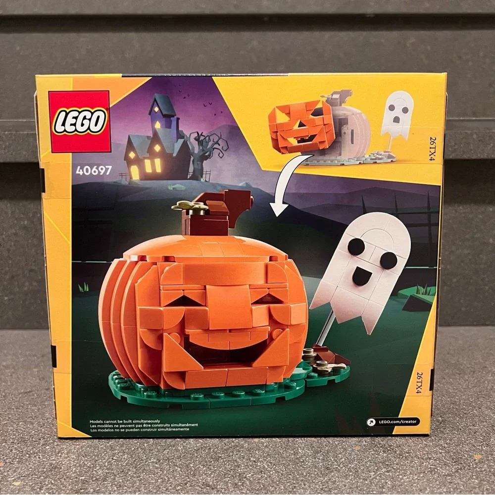 LEGO Light Up Two Faces Halloween Pumpkin with White Ghost 40697, 254 Pieces,NIB